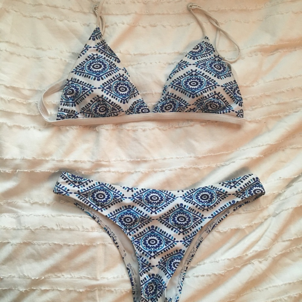 cheeky triangle blue and white patterned bikini